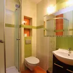 Venus Homestay *